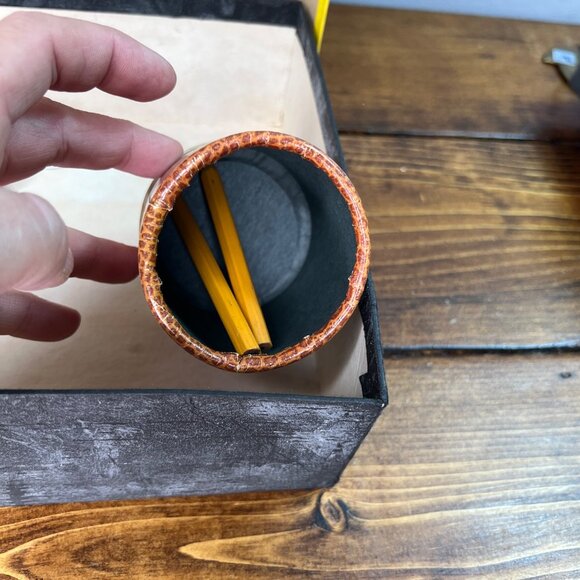 Vintage 1972 E. S. Lowe Yahtzee Board Game of Skill & Chance - Picture 8 of 12